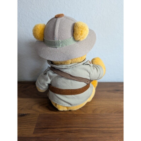 Winnie the Pooh Safari Plush Limited Edition - Picture 3 of 5